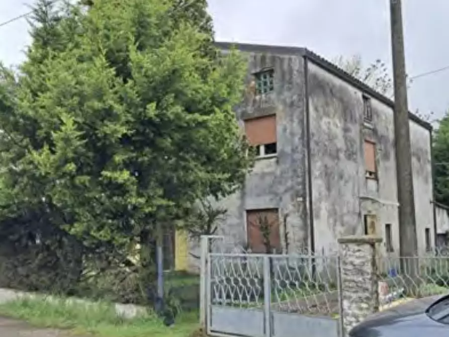 Immagine 4 di Casa indipendente in vendita  in Via Zecchiere a Guastalla