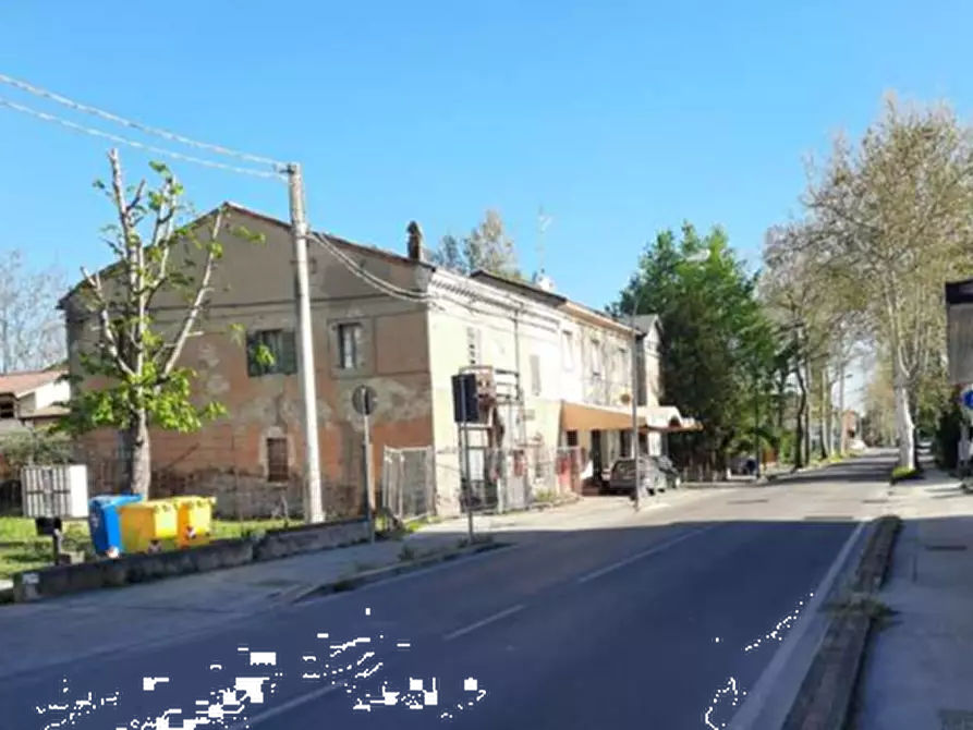 Immagine 2 di Negozio in vendita  in Via Lughese a Forli'