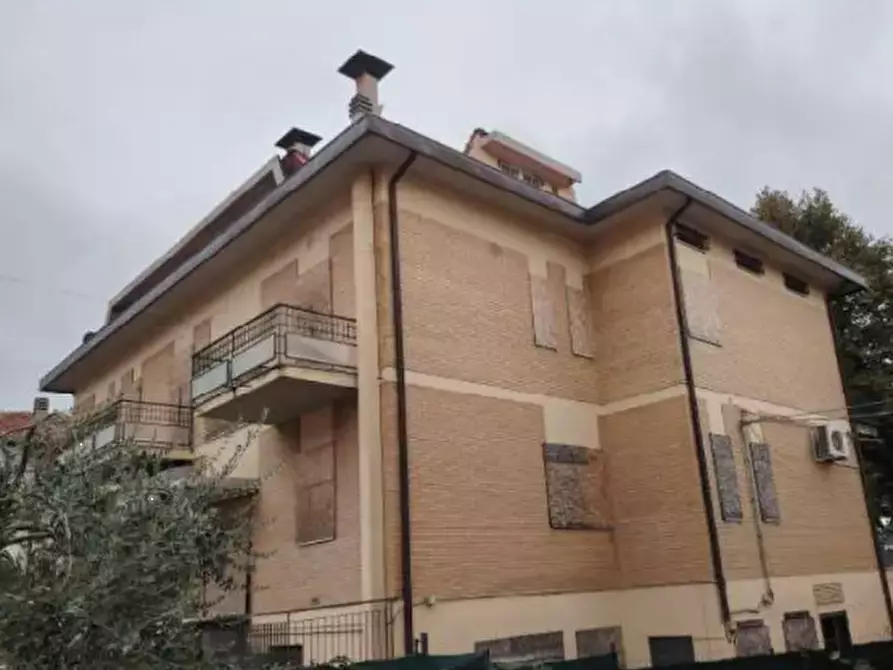 Immagine 5 di Hotel in vendita  in Viale Roma  a Vallefoglia