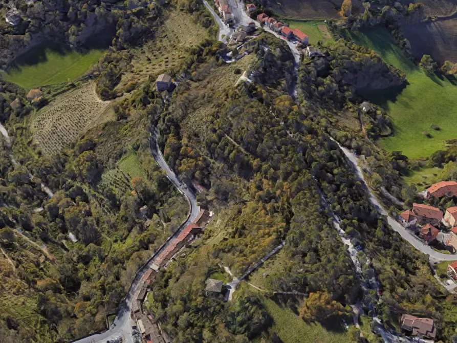 Immagine 5 di Negozio in vendita  in Via Nazionale a Urbino