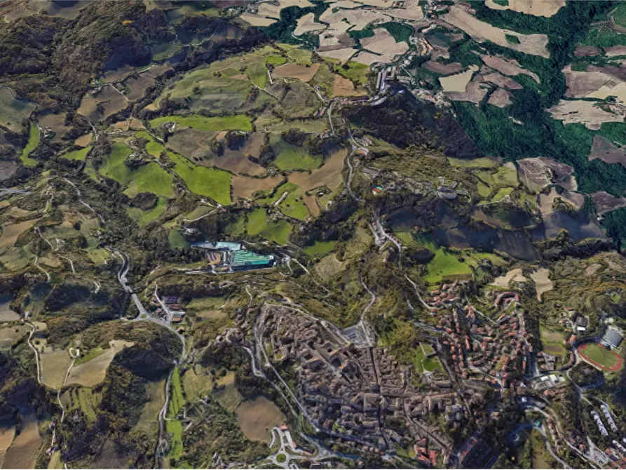 Immagine 8 di Negozio in vendita  in Via Nazionale a Urbino