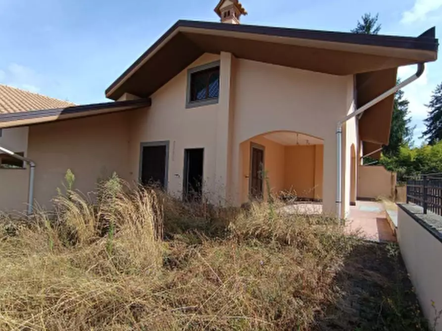 Immagine 2 di Villa in vendita  in Via delle Ortensie a Rocca Di Papa