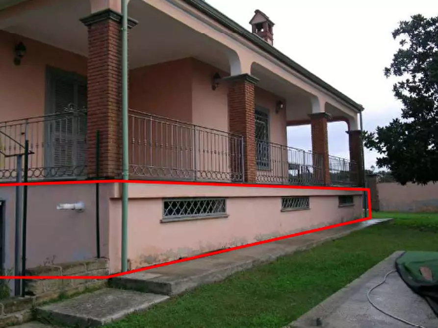 Immagine 2 di Magazzino in vendita  in Via Giuseppe Verdi a Anzio