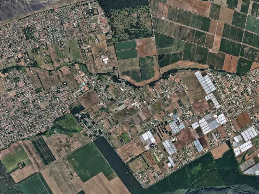 Immagine 10 di Magazzino in vendita  in Via Giuseppe Verdi a Anzio