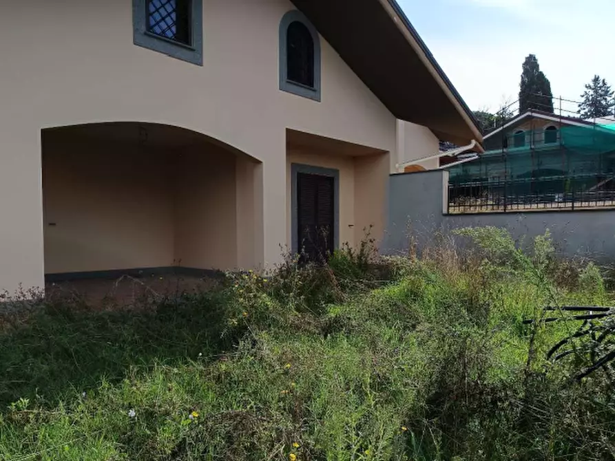 Immagine 1 di Villa in vendita  in Via delle Ortensie a Rocca Di Papa