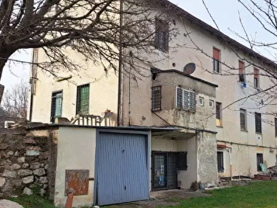 Immagine 9 di Stabile in vendita  in Via Monte Catria  a Frontone