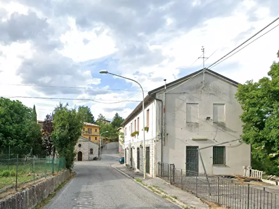 Immagine 21 di Stabile in vendita  in Via Monte Catria  a Frontone