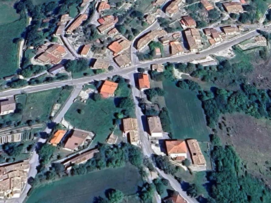 Immagine 22 di Stabile in vendita  in Via Monte Catria  a Frontone