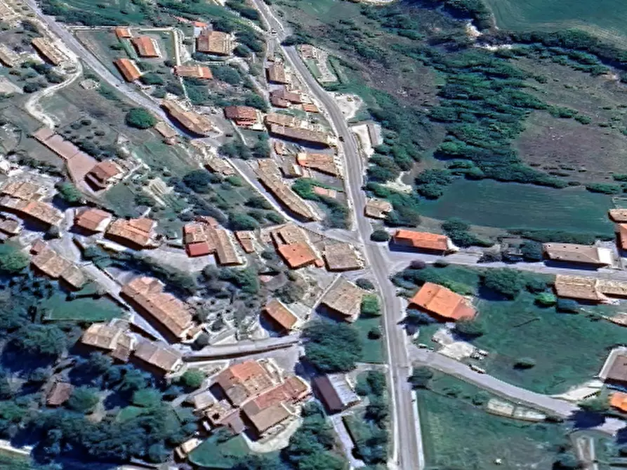 Immagine 24 di Stabile in vendita  in Via Monte Catria  a Frontone