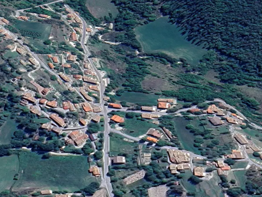 Immagine 26 di Stabile in vendita  in Via Monte Catria  a Frontone