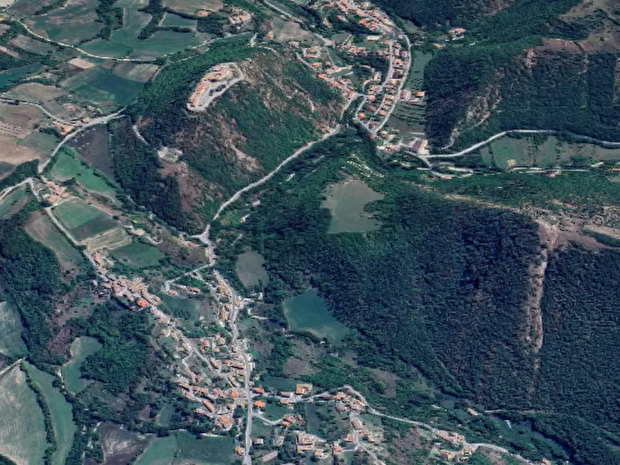 Immagine 28 di Stabile in vendita  in Via Monte Catria  a Frontone