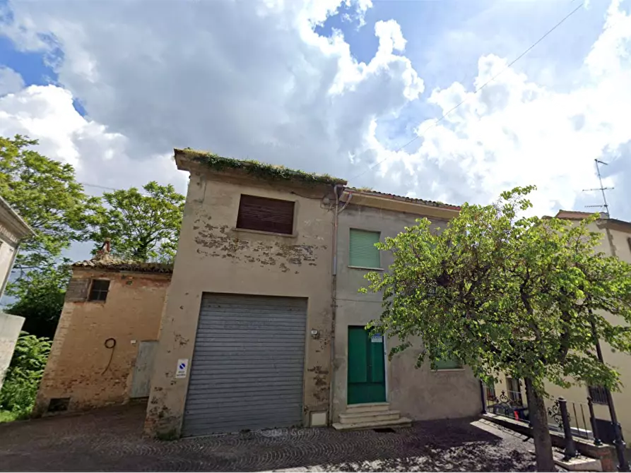 Immagine 9 di Magazzino in vendita  in Via G. Garibaldi a Terre Roveresche