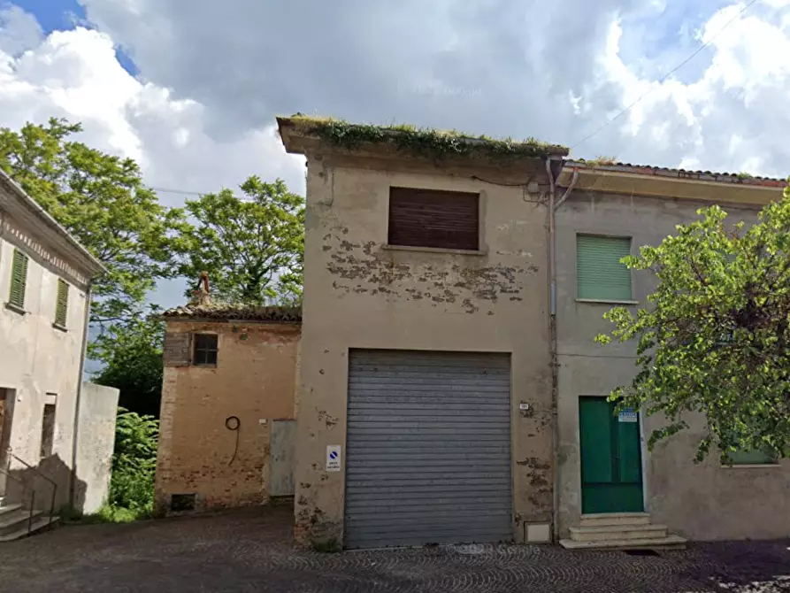 Immagine 11 di Magazzino in vendita  in Via G. Garibaldi a Terre Roveresche