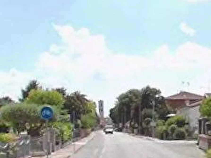 Immagine 5 di Appartamento in vendita  in Via Defedndi Semeghini a Mantova