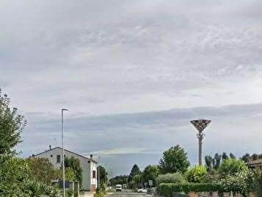 Immagine 9 di Appartamento in vendita  in Via Defedndi Semeghini a Mantova