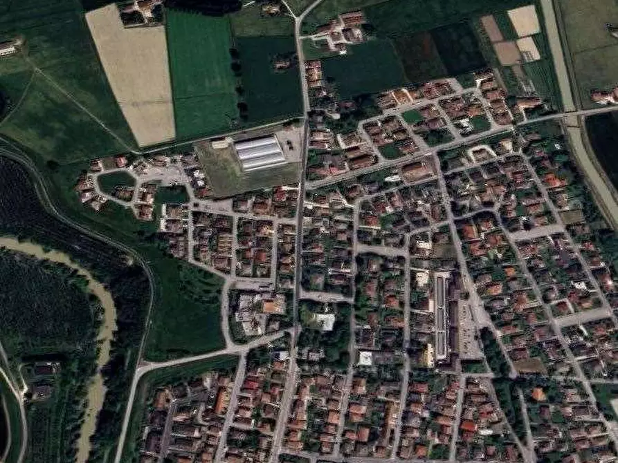 Immagine 11 di Appartamento in vendita  in Via Defedndi Semeghini a Mantova