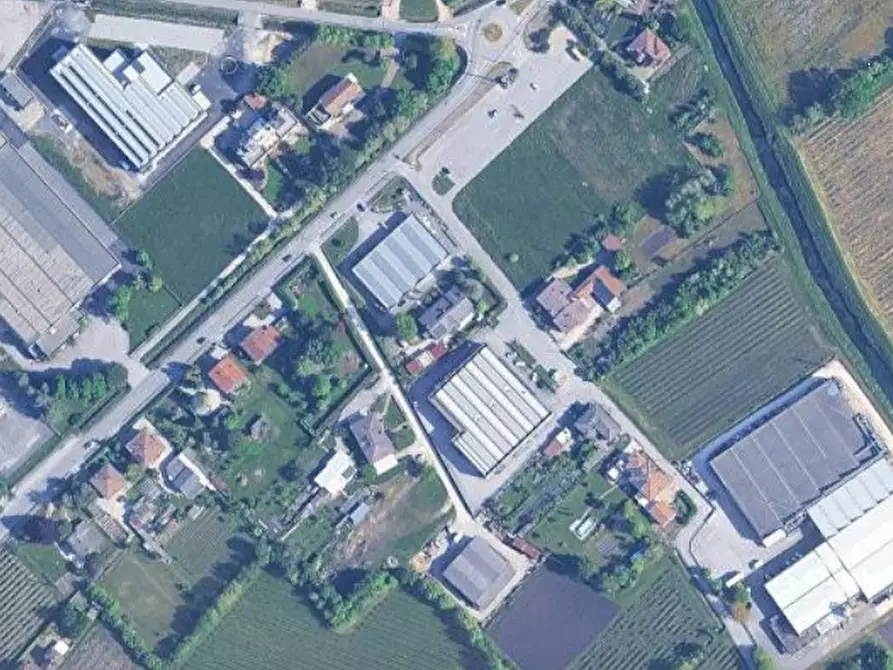 Immagine 14 di Porzione di villa in vendita  in Via XIX Luglio a Codognè