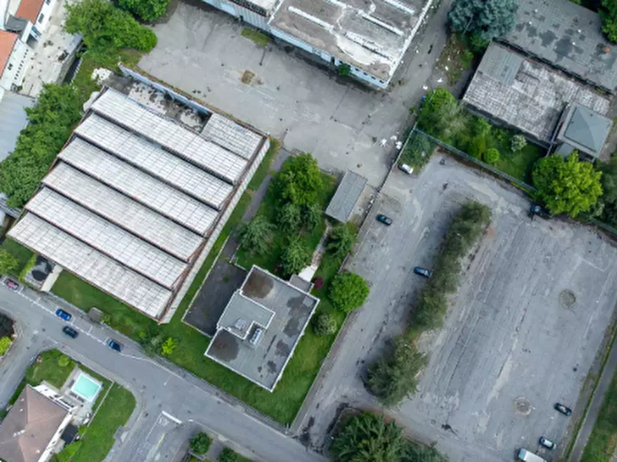 Immagine 2 di Terreno edificabile in vendita  in Via Isonzo a Lacchiarella