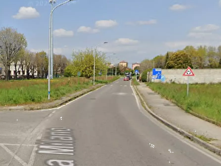 Immagine 6 di Laboratorio in vendita  in Via Milano a Bussero