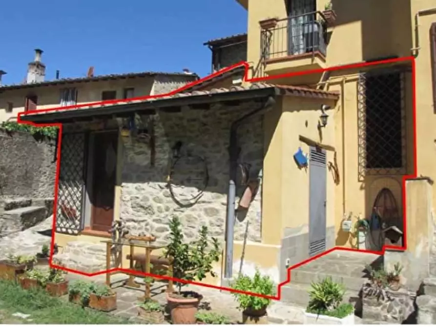 Immagine 3 di Appartamento in vendita  in Via Ettore Pinzani a Dicomano