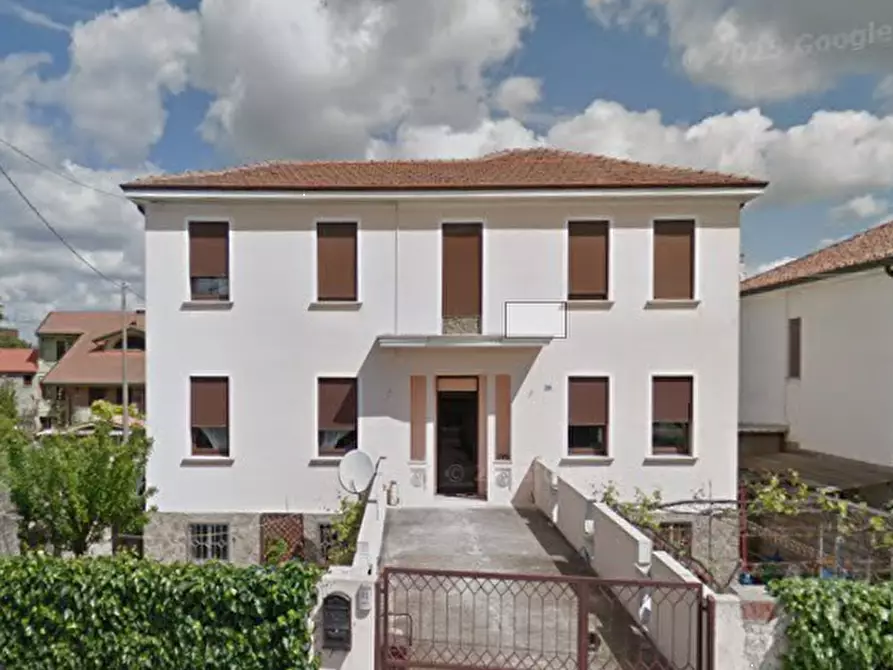 Immagine 9 di Appartamento in vendita  in Via Trieste a Ceregnano