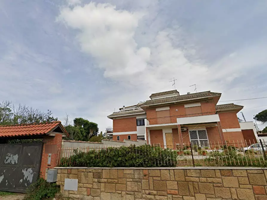 Immagine 7 di Stabile in vendita  in Via Toce a Ardea