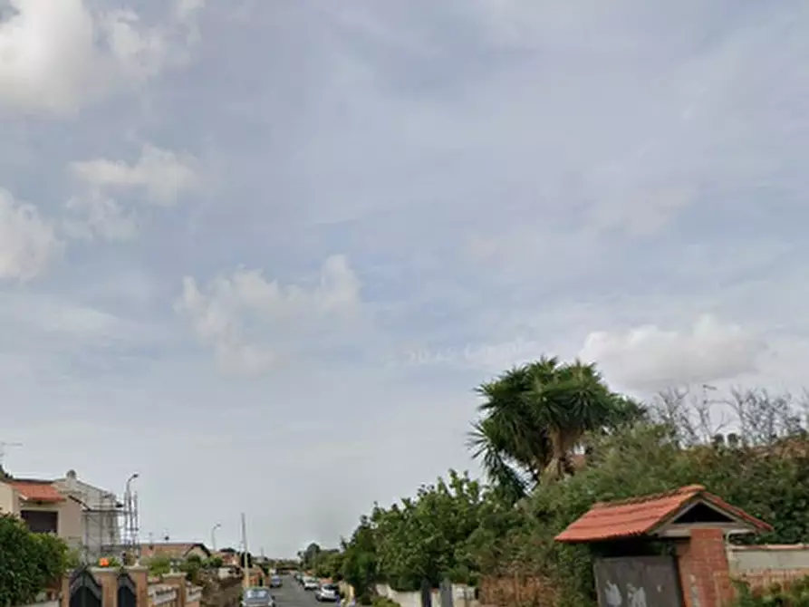 Immagine 8 di Stabile in vendita  in Via Toce a Ardea