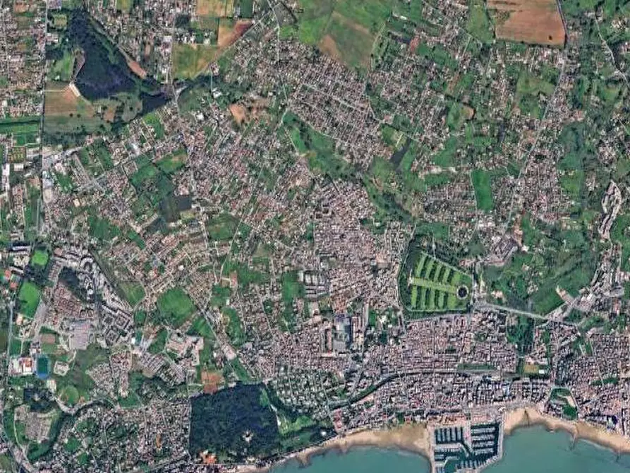 Immagine 22 di Azienda agricola in vendita  in Via Velletri-Nettuno  a Velletri