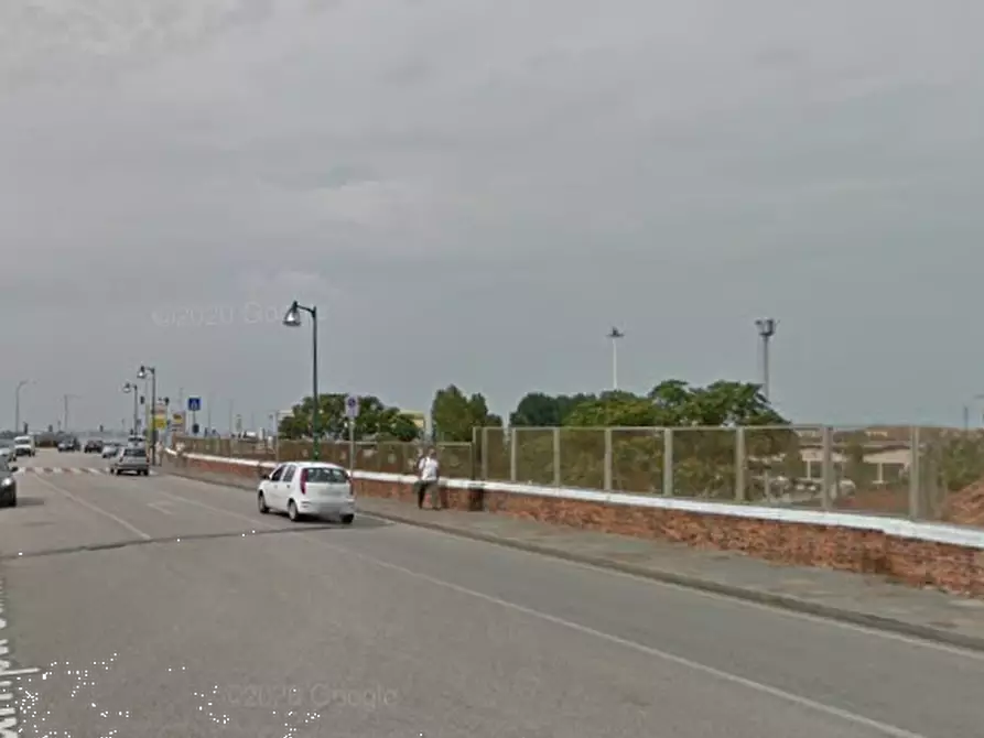 Immagine 29 di Appartamento in vendita  in Via Torino a Venezia