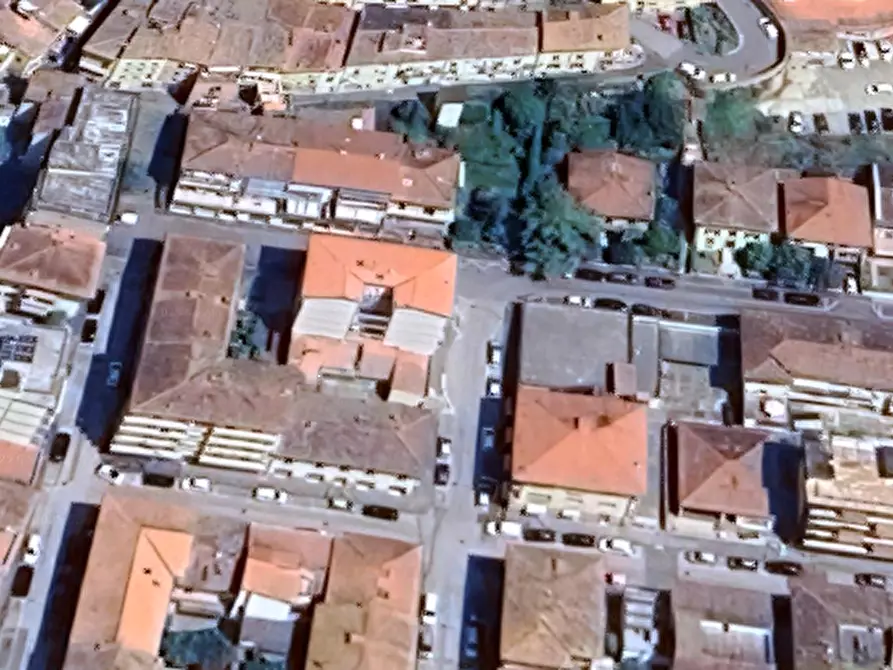 Immagine 15 di Appartamento in vendita  in Via Franciosini  a Castelfiorentino