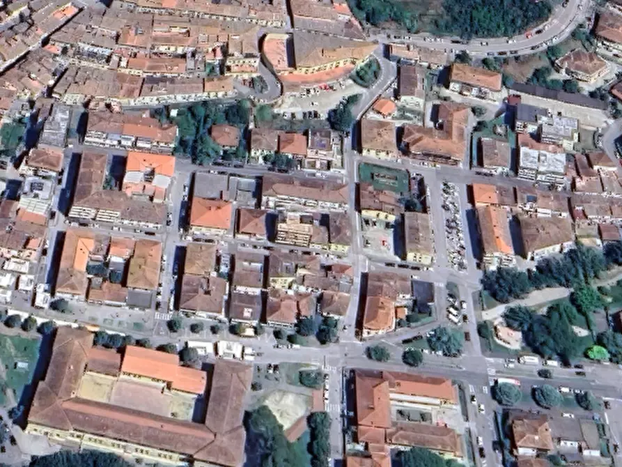 Immagine 17 di Appartamento in vendita  in Via Franciosini  a Castelfiorentino