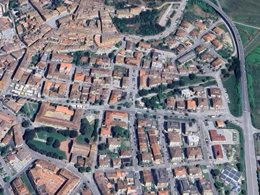 Immagine 19 di Appartamento in vendita  in Via Franciosini  a Castelfiorentino