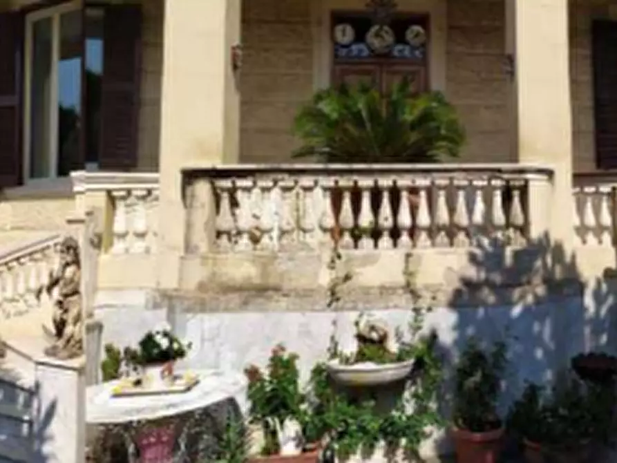 Immagine 15 di Villa in vendita  in Corso Vittoria Colonna a Marino