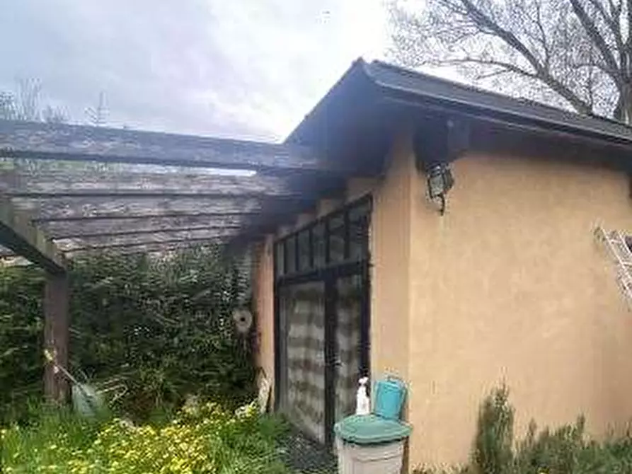 Immagine 4 di Porzione di casa in vendita  in Via Lemizzone a Correggio