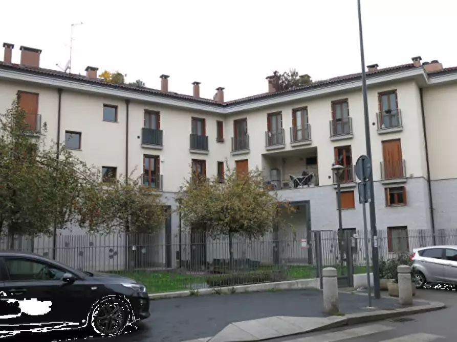 Immagine 1 di Laboratorio in vendita  in Via Emilio Gola a Milano