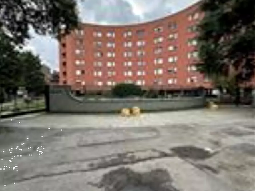 Immagine 1 di Magazzino in vendita  in Via Alcide De Gasperi a Vedano Al Lambro