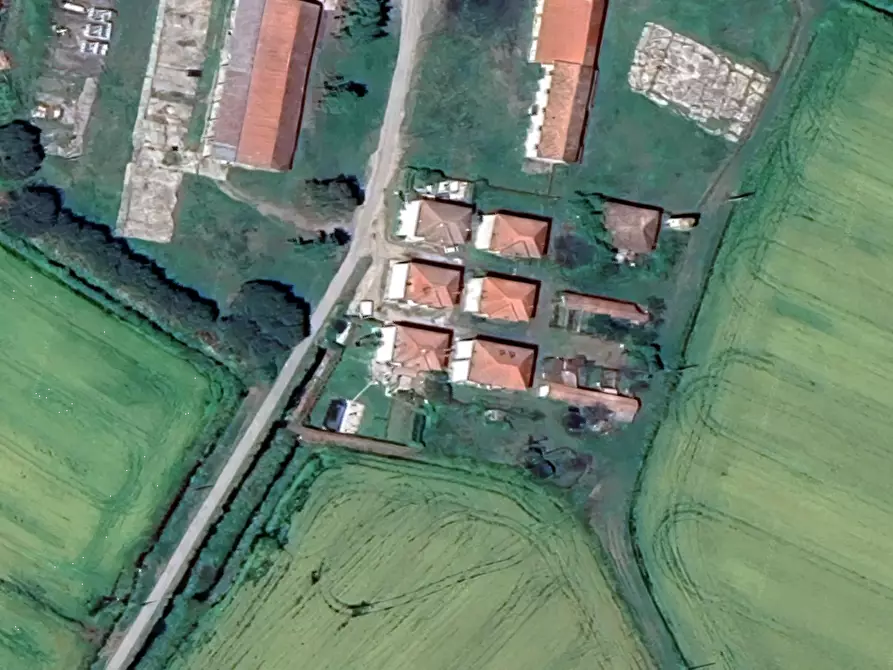 Immagine 13 di Appartamento in vendita  in Strada dei Ronchi a Vigevano