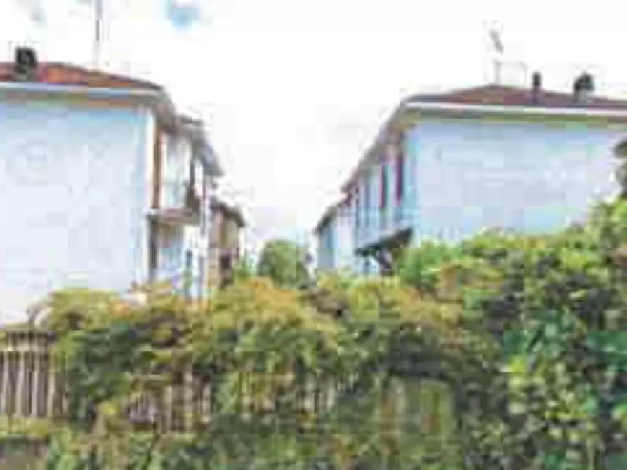 Immagine 2 di Appartamento in vendita  in Strada dei Ronchi a Vigevano