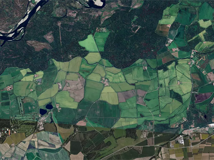 Immagine 15 di Appartamento in vendita  in Strada dei Ronchi a Vigevano