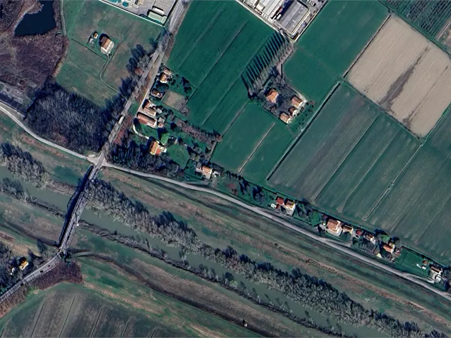 Immagine 8 di Casa indipendente in vendita  in Via Banchetta a Poggio Renatico