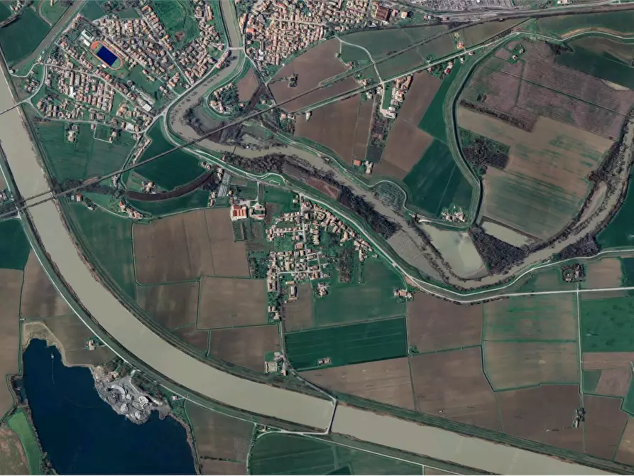 Immagine 15 di Casa indipendente in vendita  in Via S. Biagio a Bondeno