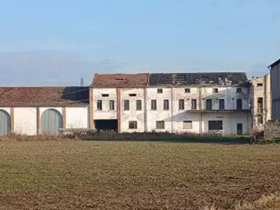 Immagine 9 di Terreno agricolo in vendita  in  Localita' Ronchi a Povegliano Veronese