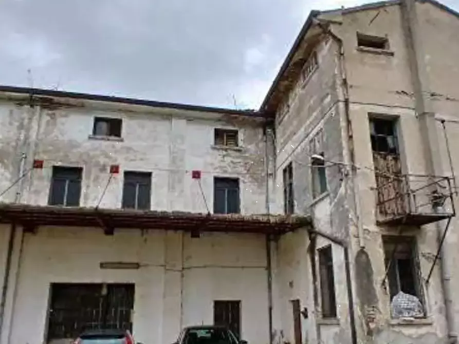 Immagine 10 di Terreno agricolo in vendita  in  Localita' Ronchi a Povegliano Veronese