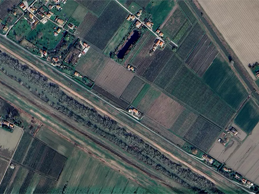 Immagine 14 di Casa indipendente in vendita  in Via Banchetta a Poggio Renatico