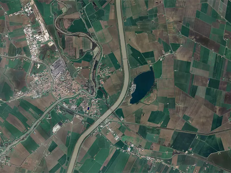 Immagine 23 di Casa indipendente in vendita  in Via S. Biagio a Bondeno