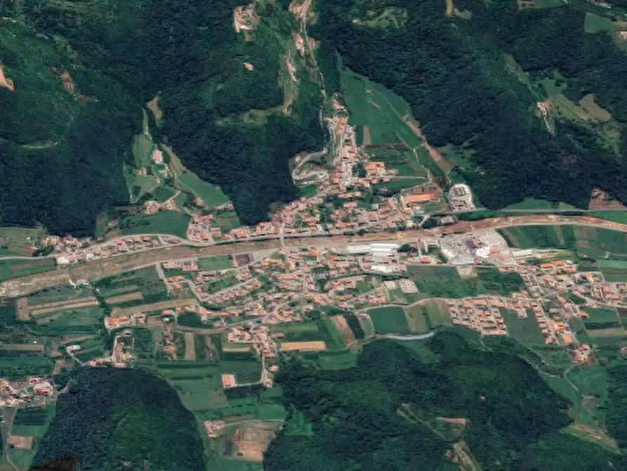 Immagine 7 di Porzione di casa in vendita  in Località Burgagnani a Badia Calavena