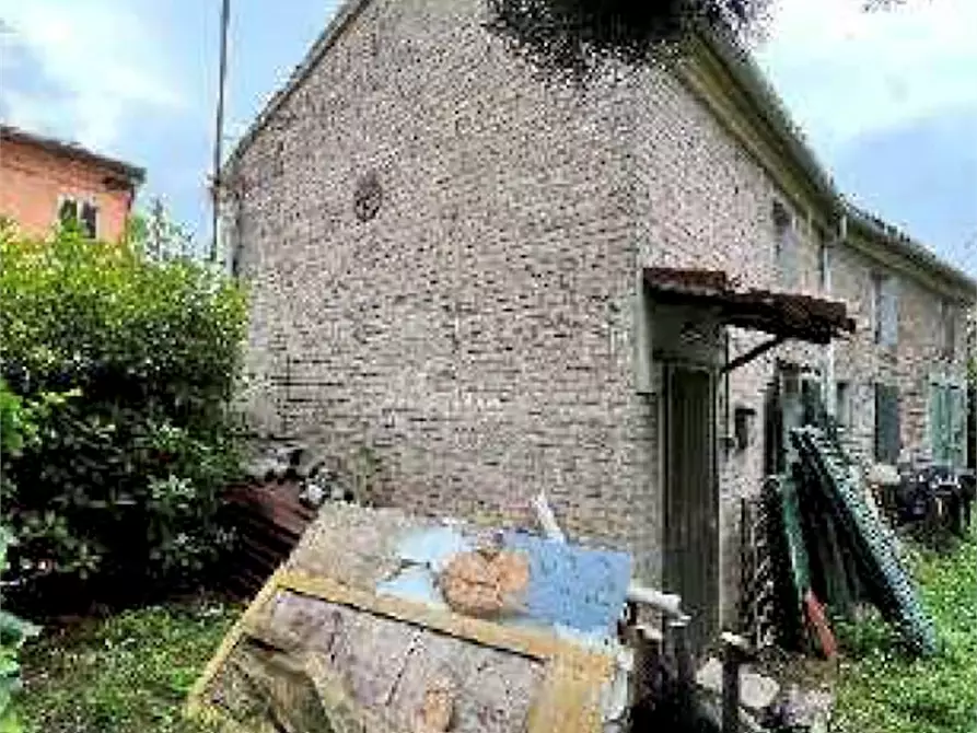 Immagine 1 di Appartamento in vendita  in Via Zola a Ferrara