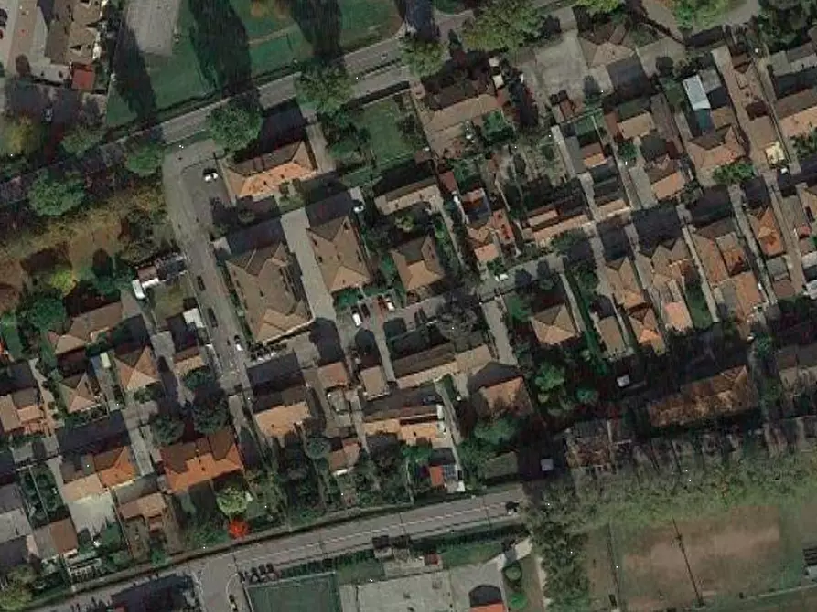 Immagine 5 di Appartamento in vendita  in Via Zola  a Ferrara