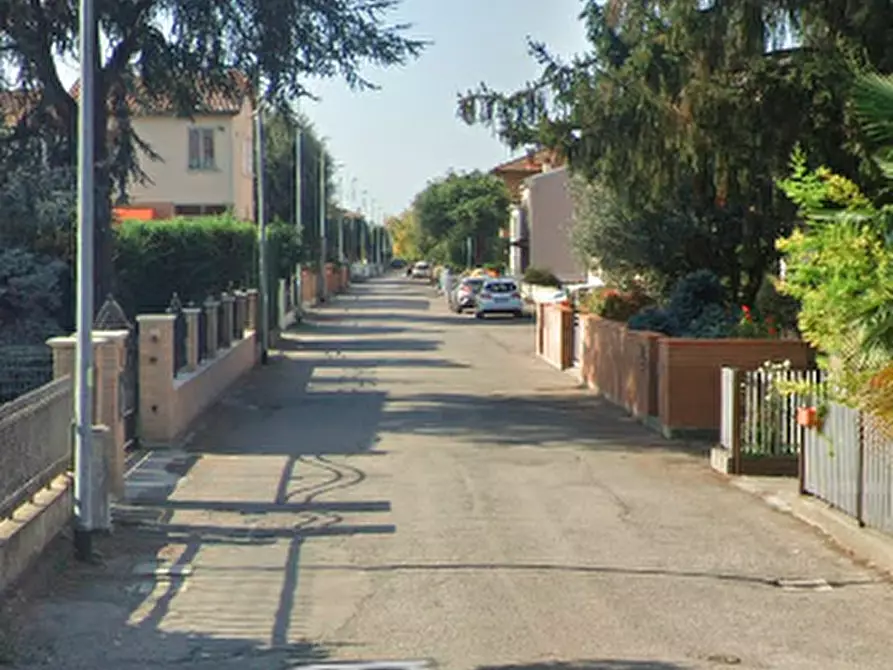 Immagine 9 di Appartamento in vendita  in Via Zola  a Ferrara