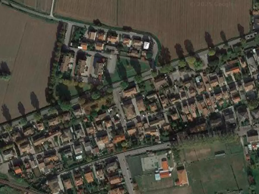 Immagine 13 di Appartamento in vendita  in Via Zola  a Ferrara